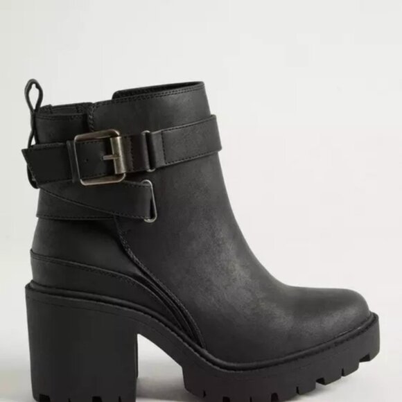 NEW Torrid Strappy Buckle Bootie 11WW - Picture 2 of 3